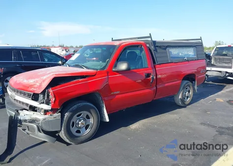 2000 Chevrolet Silverado 1500 из США, поврежденный, VIN 1GCEK14W7YE204409